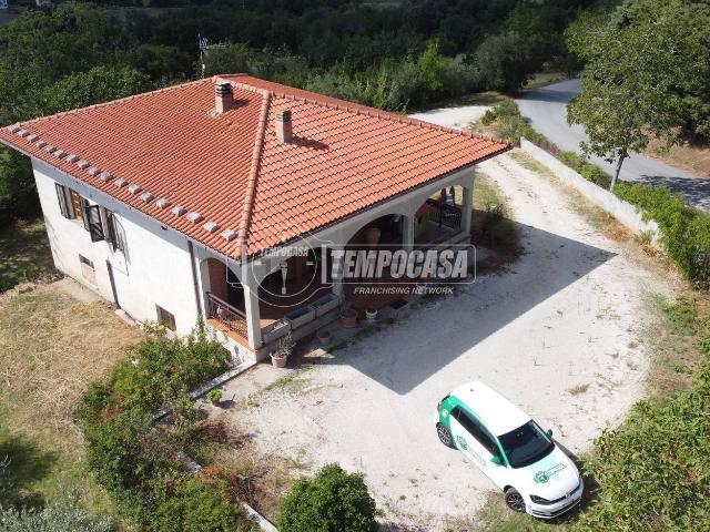 Villetta indipendente in vendita di 112 m² in Via Santa Maria, 75