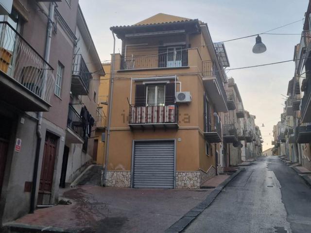 Villetta indipendente in vendita di 112 m² in Via Pignato