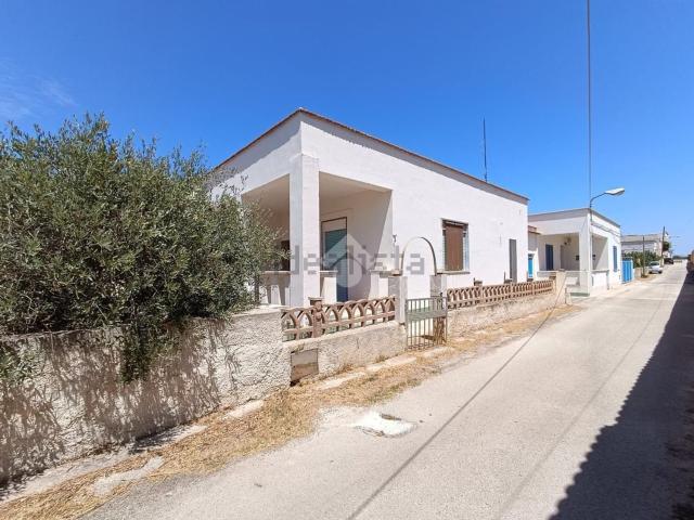 Villetta indipendente in vendita di 112 m² in Via T. F. 115 Est, 9