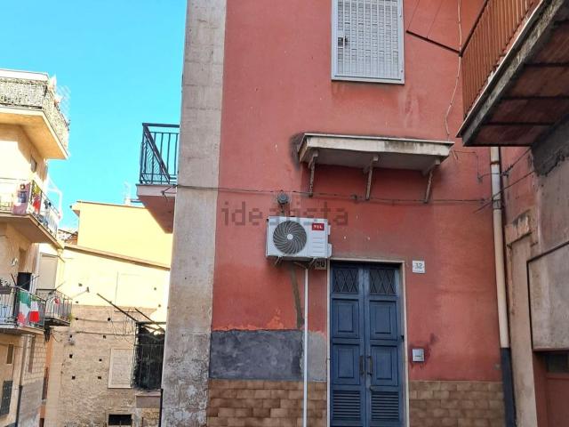 Villetta indipendente in vendita di 112 m² in Via Zarbano