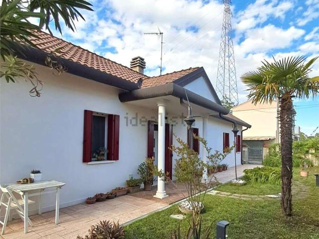 Villetta indipendente in vendita di 113 m² in Via Bologna, 19