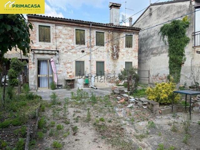 Villetta indipendente in vendita di 113 m² in Via Martiri della Libertà