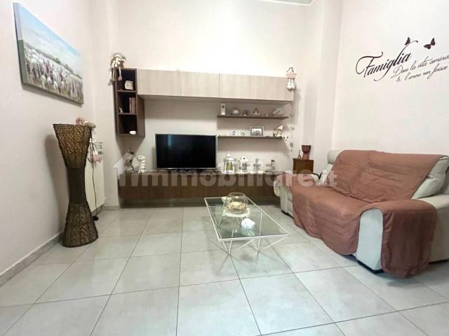 Villetta indipendente in vendita di 120 m² in Via Solferino