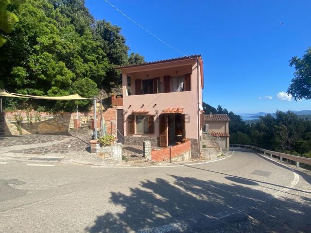 Villetta indipendente in vendita di 114 m² in Via di Costarella