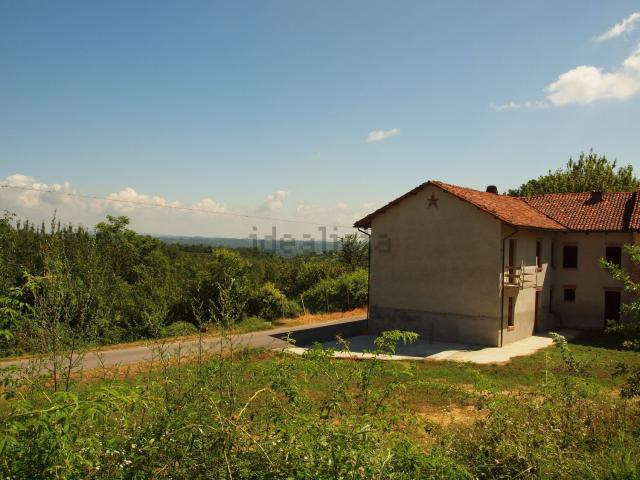 Villetta indipendente in vendita di 114 m² in Strada Valperosa