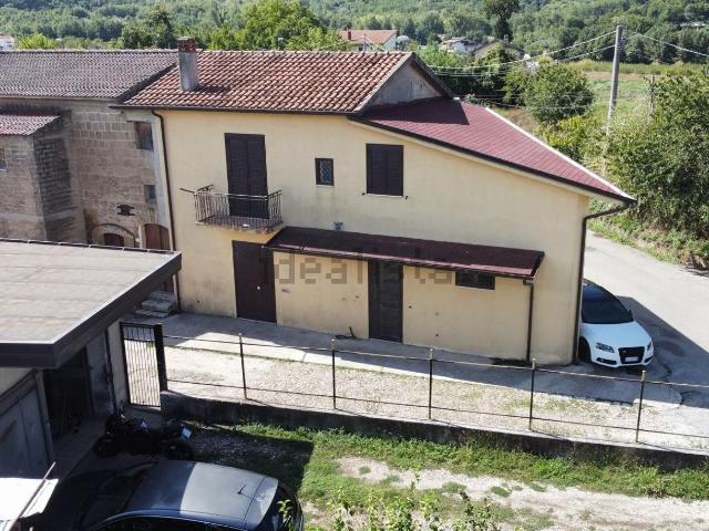 Villetta indipendente in vendita di 115 m² in Via Carrara, 28