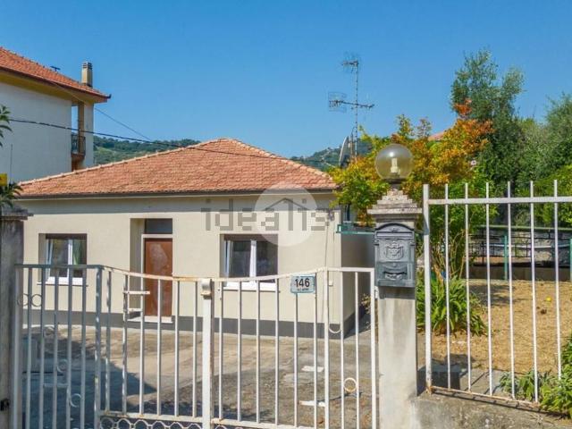 Villetta indipendente in vendita di 115 m² in Via Cesare Battisti, 146