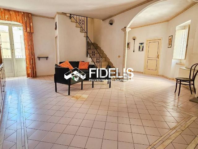 Villetta indipendente in vendita di 115 m² in Via Gioacchino Poli, 3