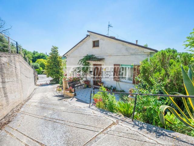Villetta indipendente in vendita di 115 m² in Via della Repubblica