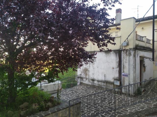 Villetta indipendente in vendita di 115 m² in Via I Salita San Nicola, 3