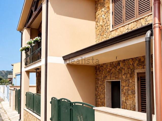 Villetta indipendente in vendita di 115 m² in Via Santa Croce, 46