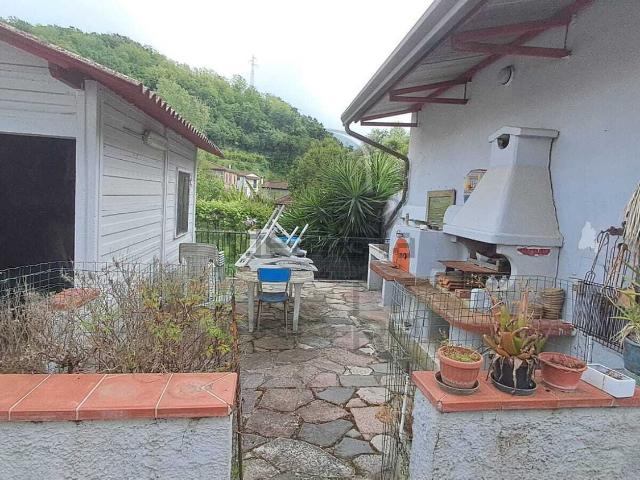 Villetta indipendente in vendita di 115 m² in Via Serravalle, 15