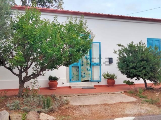 Villetta indipendente in vendita di 115 m² in Località Giuncana
