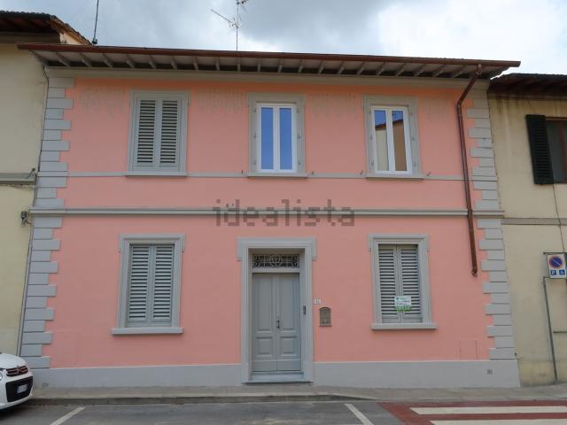 Villetta indipendente in vendita di 115 m² in Piazza Ubaldino Peruzzi