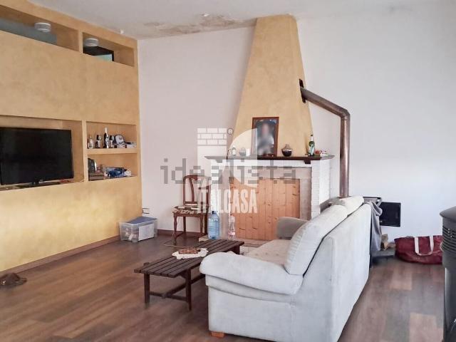 Villetta indipendente in vendita di 115 m² in Strada Statale Goitese