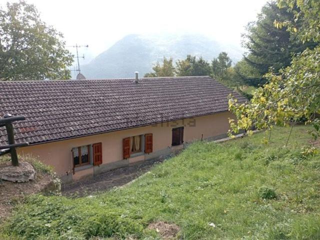 Villetta indipendente in vendita di 116 m² in Via la ca&apos , 11