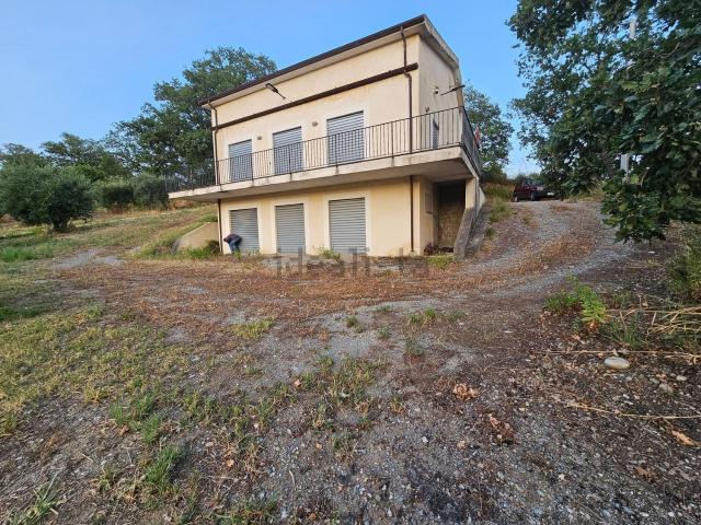 Villetta indipendente in vendita di 116 m² in Contrada San Deca