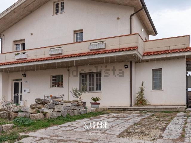 Villetta indipendente in vendita di 116 m² in Contrada SAVINI