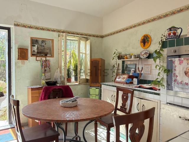Villetta indipendente in vendita di 117 m² in Via Francesco Amalfi, 20