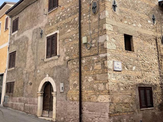 Villetta indipendente in vendita di 117 m² in Via Umberto I, 94