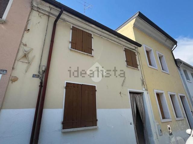 Villetta indipendente in vendita di 117 m² in Via Zamboni