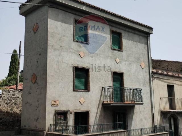 Villetta indipendente in vendita di 118 m² in Via Marotta, 134
