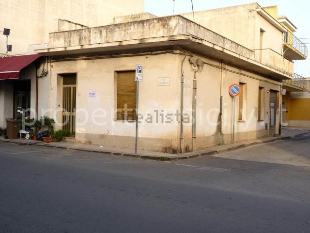 Villetta indipendente in vendita di 119 m² in Via Nazionale, 216