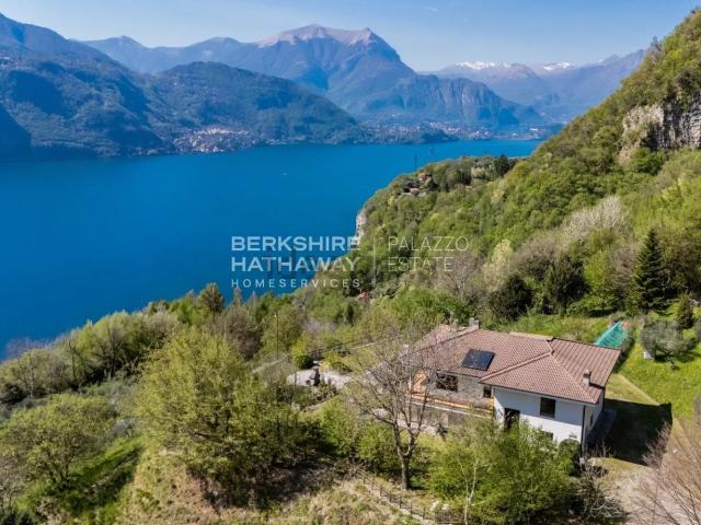 Villetta indipendente in vendita di 11 m² in Via Alessandro Manzoni