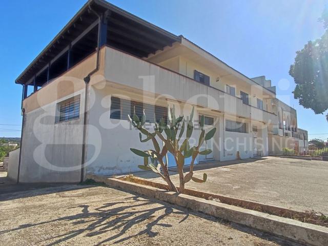 Villetta indipendente in vendita di 1200 m²