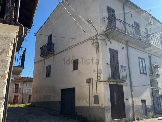 Villetta indipendente in vendita di 120 m² in Via Cavate