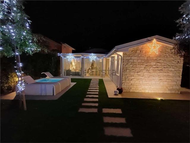 Villetta indipendente in vendita di 120 m² in Via Carlo Pisacane, 93