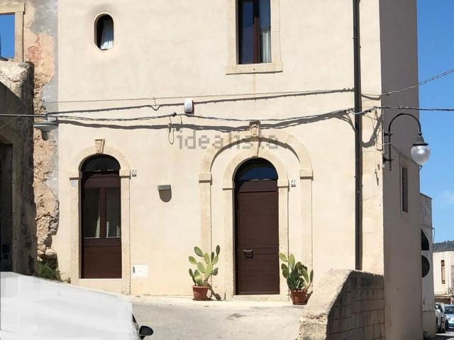 Villetta indipendente in vendita di 120 m² in Via Amante