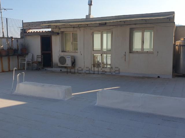 Villetta indipendente in vendita di 120 m² in Via ANTONIO CANEPA