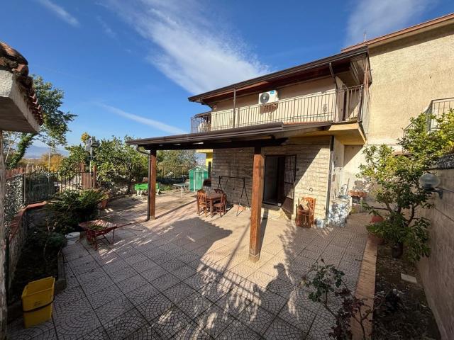 Villetta indipendente in vendita di 120 m² in Via Boscovico