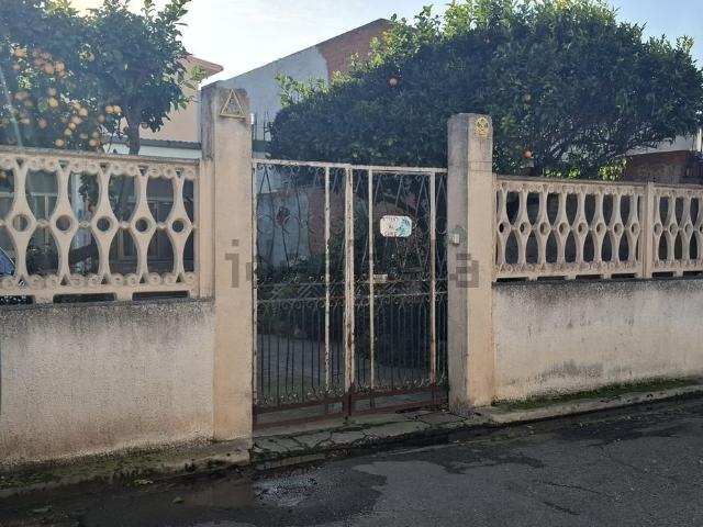 Villetta indipendente in vendita di 120 m² in Via Barbagia