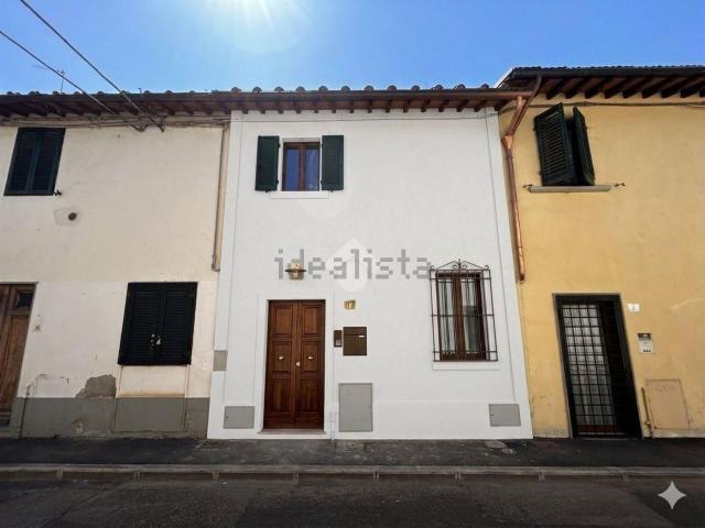 Villetta indipendente in vendita di 120 m² in Via G. Tesi, 28