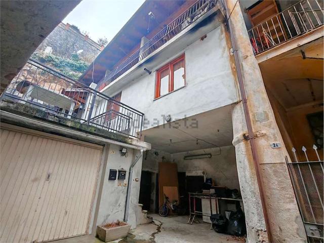 Villetta indipendente in vendita di 120 m² in Via Giuseppe Garibaldi