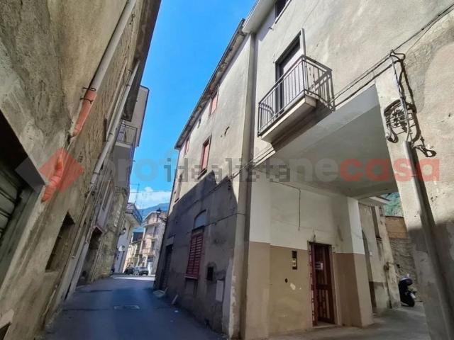 Villetta indipendente in vendita di 120 m² in Via Giuseppe Verdi