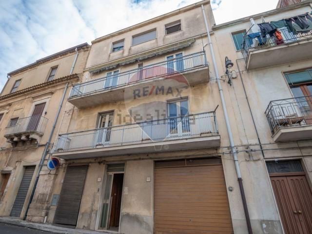 Villetta indipendente in vendita di 120 m² in Via Giambattista Vico, 11