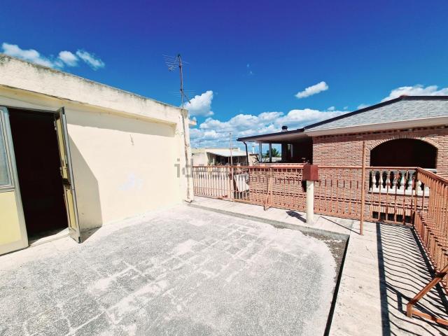 Villetta indipendente in vendita di 120 m² in Via Giovanni Petrarca, 2