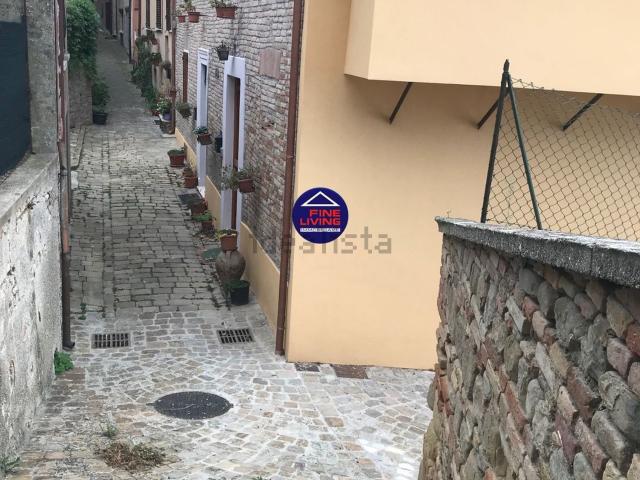 Villetta indipendente in vendita di 120 m² in Via guidobaldo del monte, 8