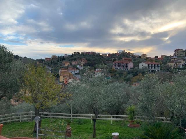 Villetta indipendente in vendita di 120 m² in Via della Libertà, 45