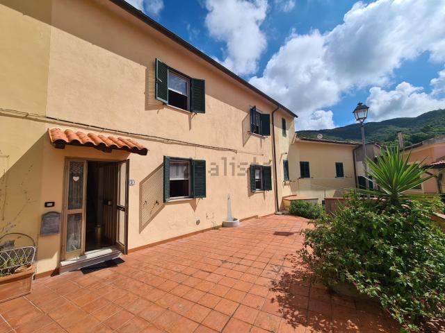 Villetta indipendente in vendita di 120 m² in Via della Repubblica
