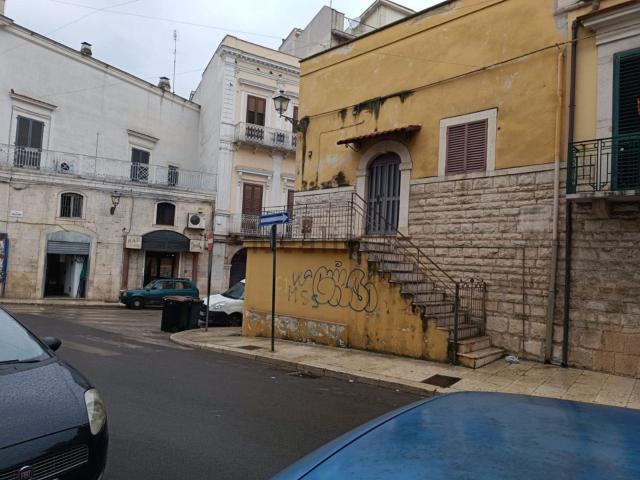 Villetta indipendente in vendita di 120 m² in Via Felice Orsini