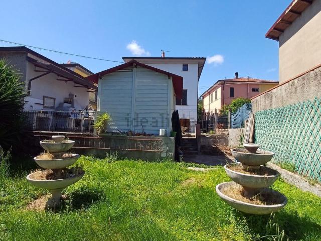 Villetta indipendente in vendita di 120 m² in Via Larga