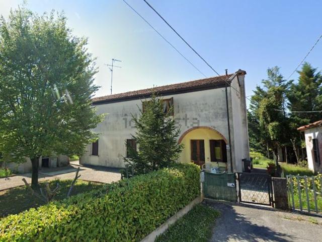Villetta indipendente in vendita di 120 m² in Via le Basse, 28