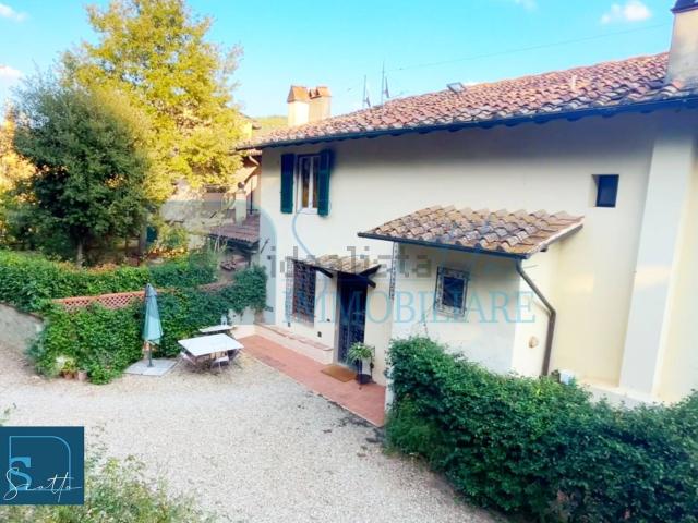 Villetta indipendente in vendita di 120 m² in Via le Rocche, 4