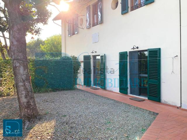 Villetta indipendente in vendita di 120 m² in Via le Rocche, 4