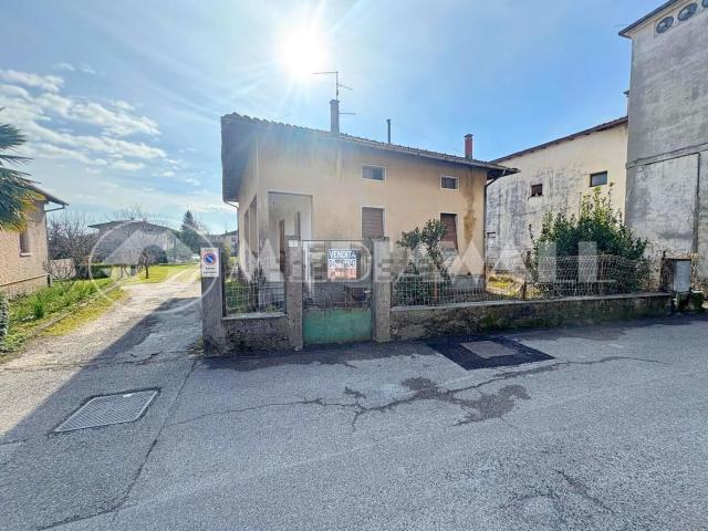 Villetta indipendente in vendita di 120 m² in Via Monte Fara, 5
