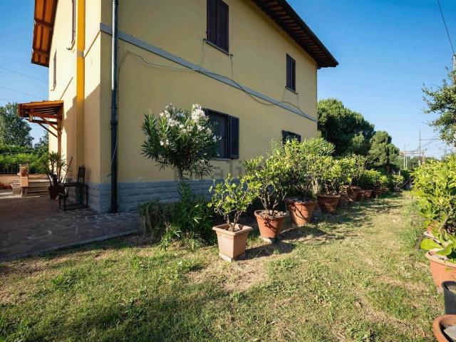 Villetta indipendente in vendita di 120 m² in Via Mario Calderara
